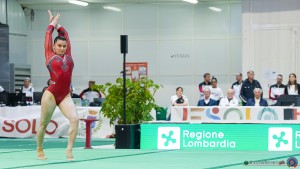 sr sfe08510 copia simone ferraro ph